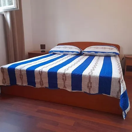 Near The Sea Apartment